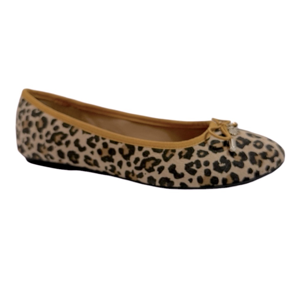 Crown & Ivy 7 Whitley Flats Leopard Print Flat ￼